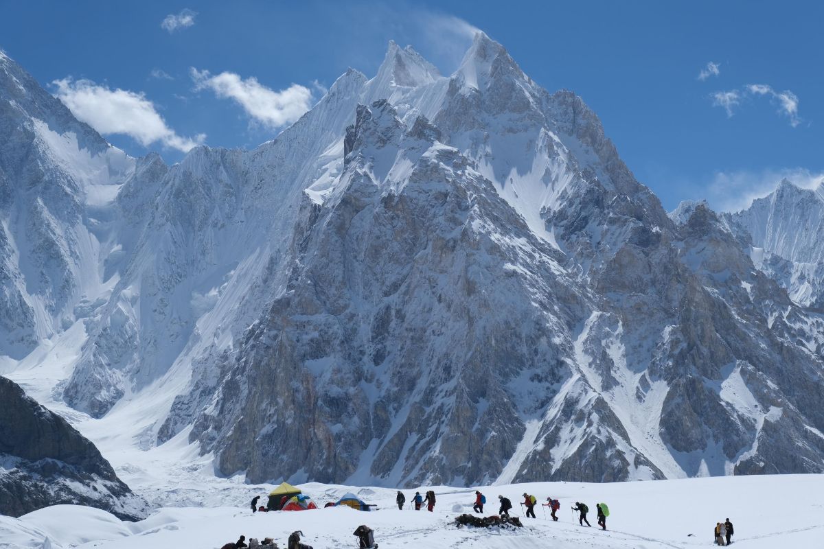 walking on baltoro karakoram