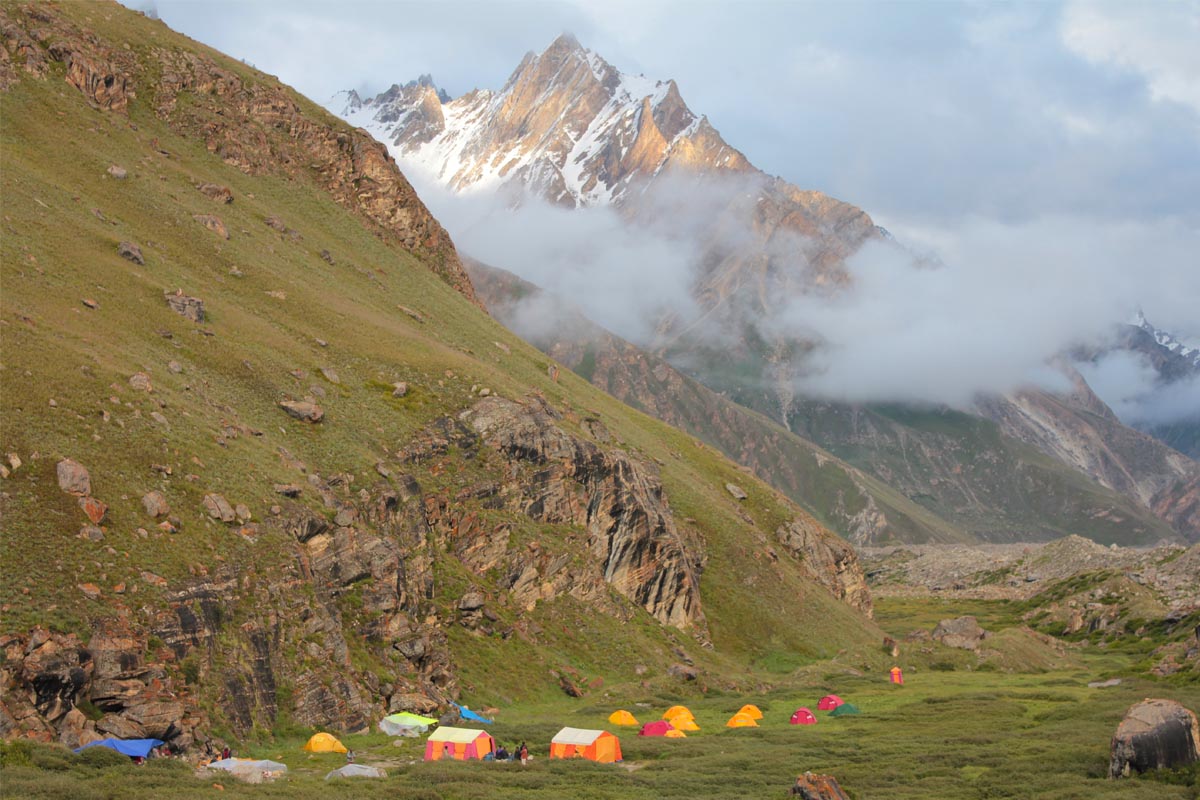Camp during trek of snow lake