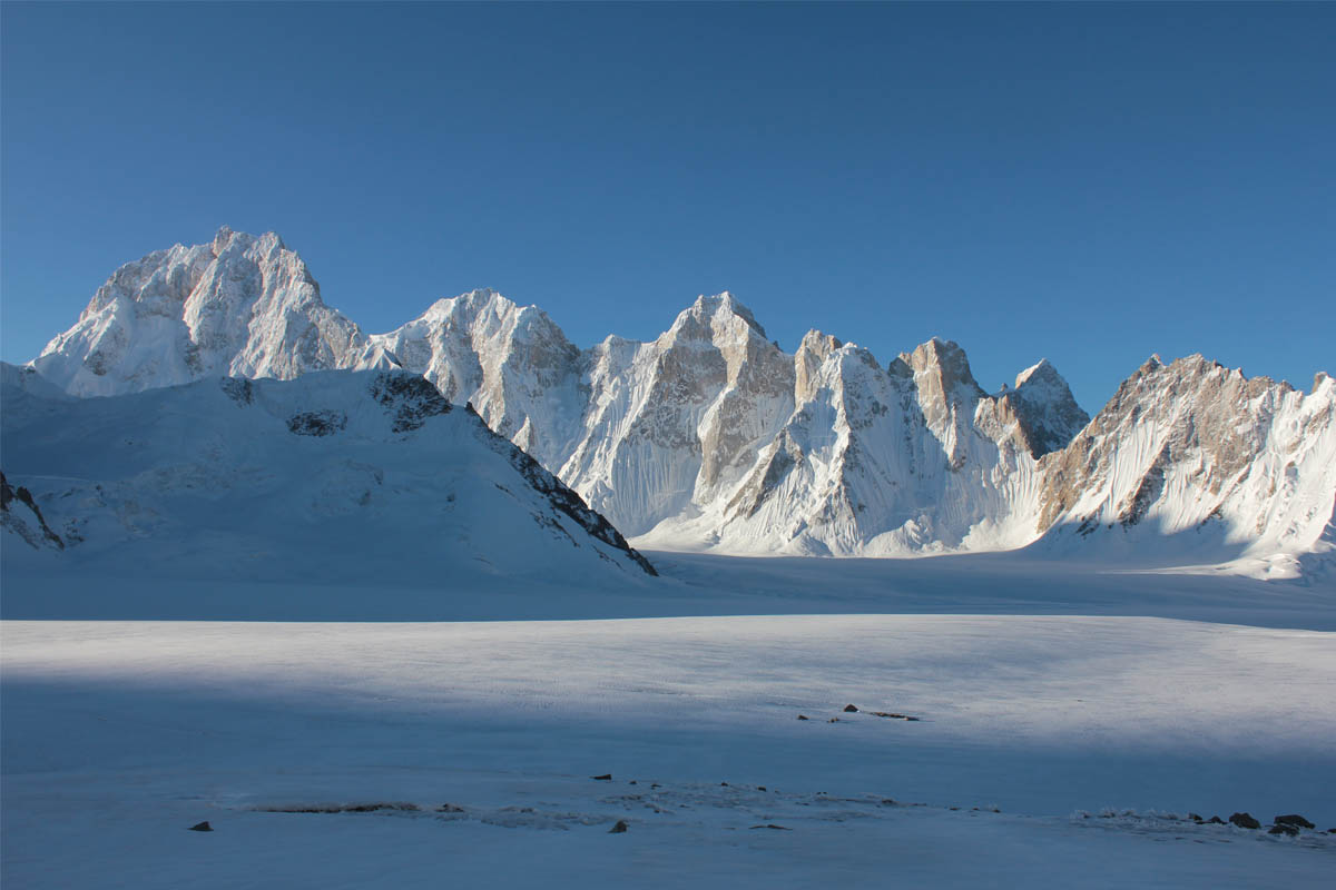 Snow lake trek pakistan